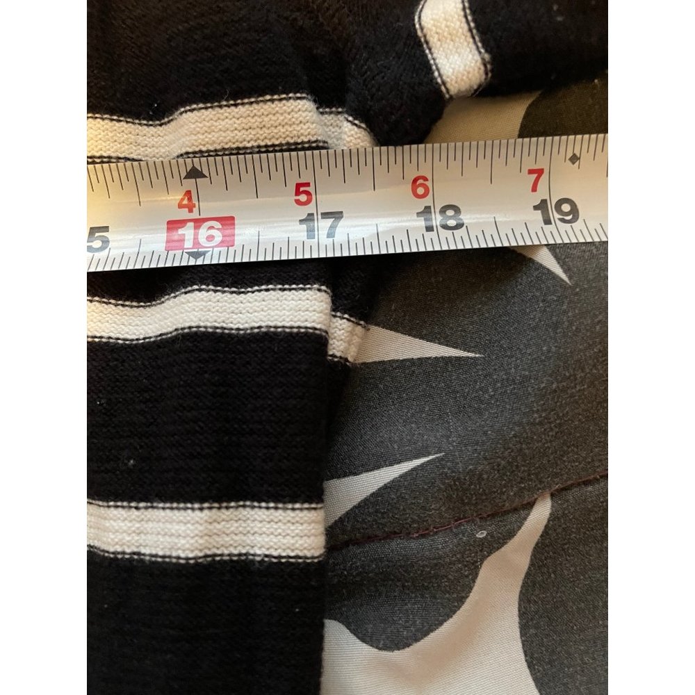 Grace Elements Knit sweater size XL black white‎ striped - Picture 7 of 7